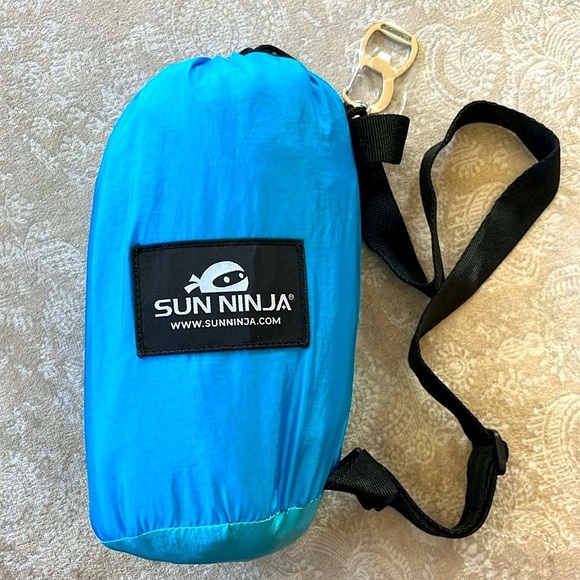 Brand New Sun Ninja 9’ x 10’ Outdoor Beach Sandfree Blanket Blue Lightweight - Picture 10 of 10